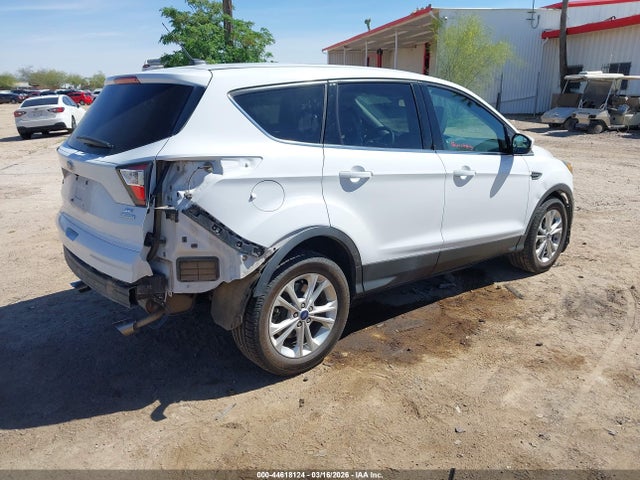 1FMCU0G91HUA29075 Ford ESCAPE SE