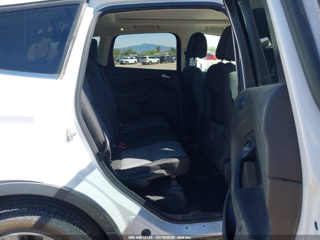1FMCU0G91HUA29075 Ford ESCAPE SE