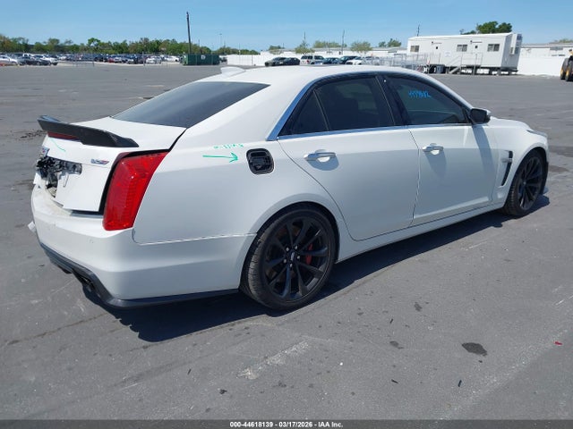 2017 CADILLAC CTS-V 1G6A15S60H0147997 Photo 3