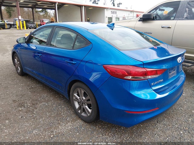 KMHD84LF9HU067021 Hyundai ELANTRA SE