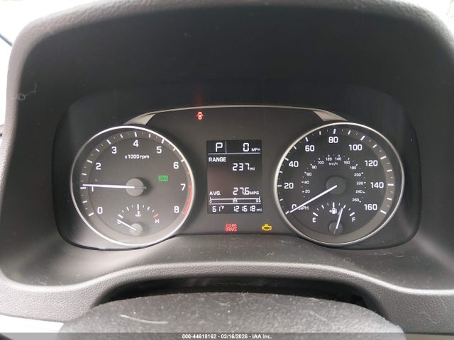 KMHD84LF9HU067021 Hyundai ELANTRA SE