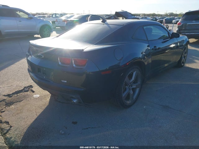 2013 CHEVROLET CAMARO 2G1FE1E30D9193985 Photo 3