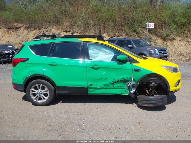 Продаж на аукціоні авто 2019 Ford Escape Se, vin: 1FMCU9GD8KUA49498, номер лоту: 44618186