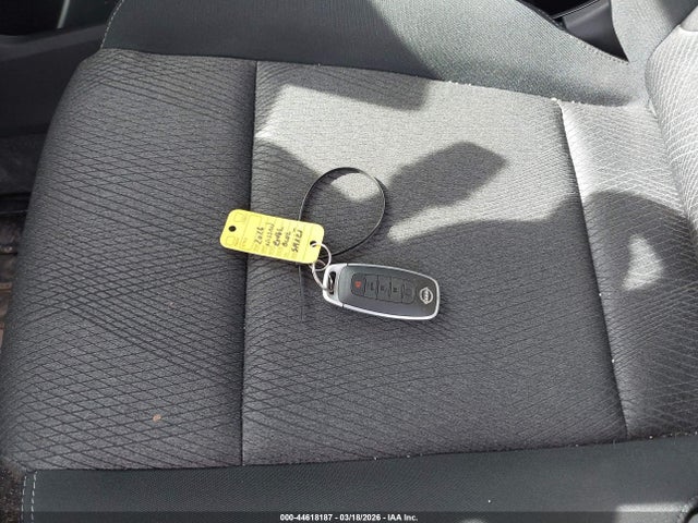 5N1BT3BB1TC697421 Nissan ROGUE SV