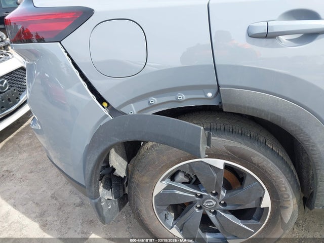 5N1BT3BB1TC697421 Nissan ROGUE SV