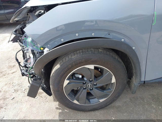 5N1BT3BB1TC697421 Nissan ROGUE SV