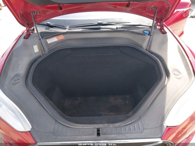 44618196 :رقم المزاد ، 5YJSA1S27FF087514 vin ، 2015 Tesla Model S 70d/85d/p85d مزاد بيع