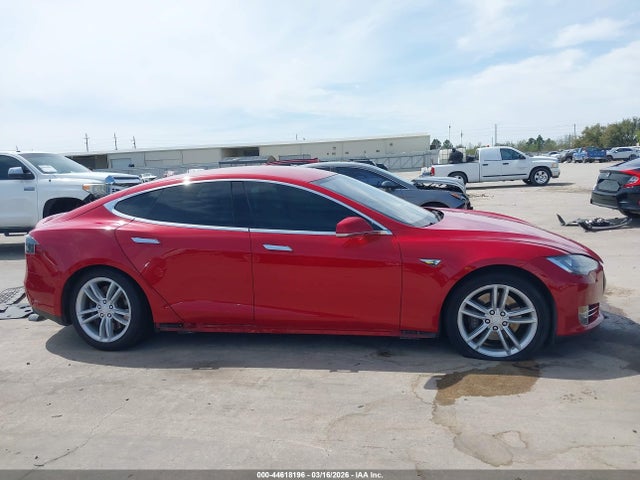 44618196 :رقم المزاد ، 5YJSA1S27FF087514 vin ، 2015 Tesla Model S 70d/85d/p85d مزاد بيع