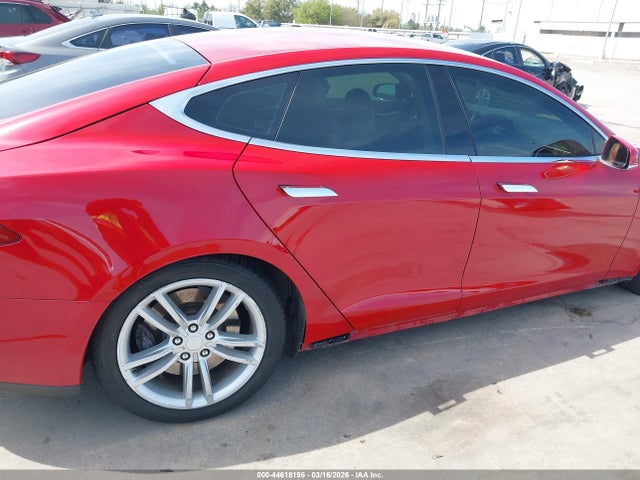 44618196 :رقم المزاد ، 5YJSA1S27FF087514 vin ، 2015 Tesla Model S 70d/85d/p85d مزاد بيع