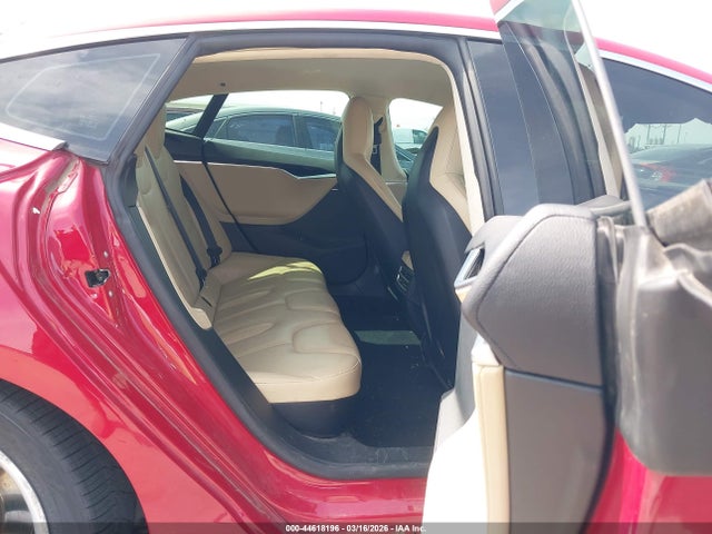 44618196 :رقم المزاد ، 5YJSA1S27FF087514 vin ، 2015 Tesla Model S 70d/85d/p85d مزاد بيع