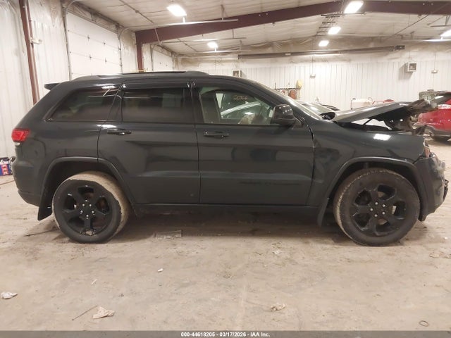 44618205 :رقم المزاد ، 1C4RJFAG9JC420987 vin ، 2018 Jeep Grand Cherokee Upland 4x4 مزاد بيع