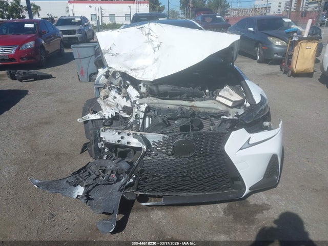 44618230 :رقم المزاد ، JTHBA1D21H5044318 vin ، 2017 Lexus Is 200t مزاد بيع