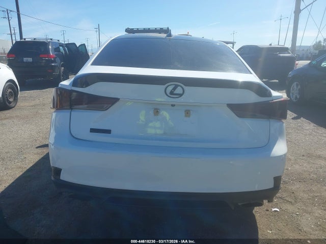 44618230 :رقم المزاد ، JTHBA1D21H5044318 vin ، 2017 Lexus Is 200t مزاد بيع