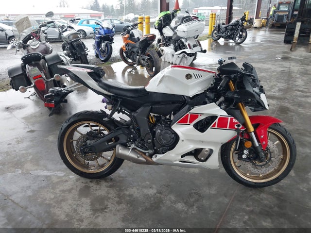 Yamaha Yzfr7 2022 JYARM38E9NA003229 Image 12