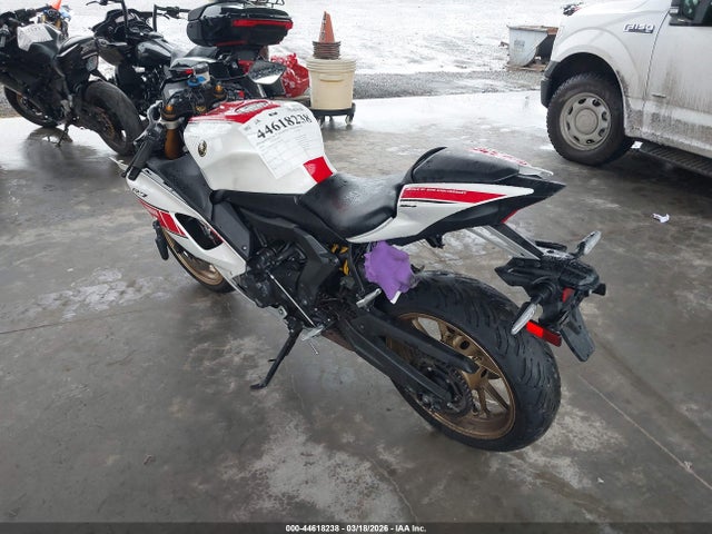 2022 YAMAHA YZFR7 JYARM38E9NA003229 Photo 2