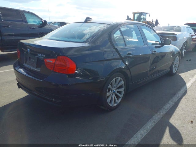 2009 Bmw 328i მანქანა იყიდება აუქციონზე, vin: WBAPH73519E128879, აუქციონის ნომერი: 44618257