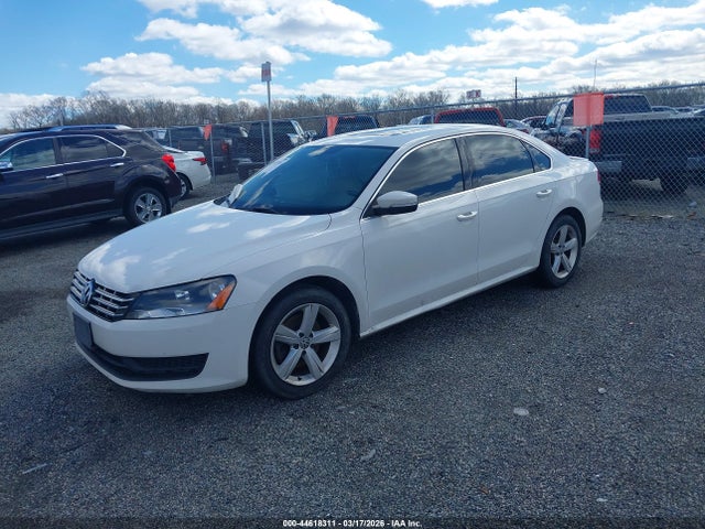 2013 Volkswagen Passat 2.0l Tdi Se მანქანა იყიდება აუქციონზე, vin: 1VWBN7A30DC007219, აუქციონის ნომერი: 44618311