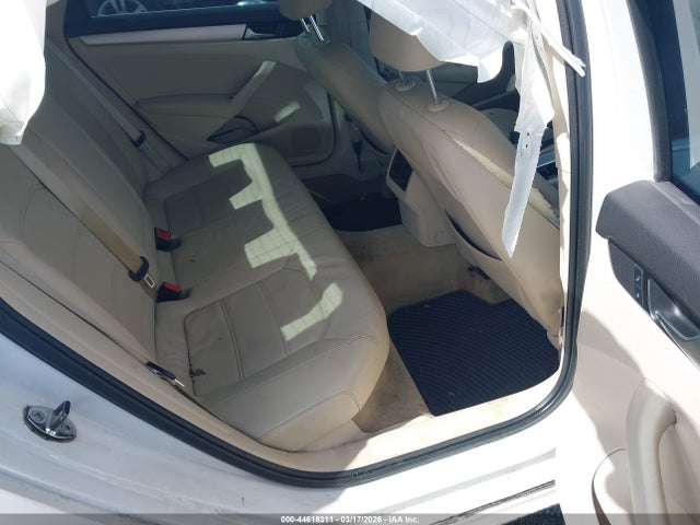 2013 Volkswagen Passat 2.0l Tdi Se მანქანა იყიდება აუქციონზე, vin: 1VWBN7A30DC007219, აუქციონის ნომერი: 44618311