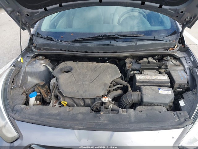 KMHCT4AE5HU317858 Hyundai ACCENT SE