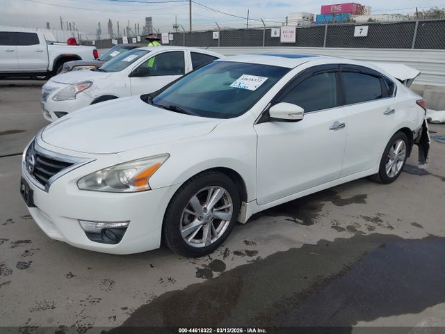 Nissan Altima 2.5 Sv 2015 1N4AL3AP8FC436147 Image 2