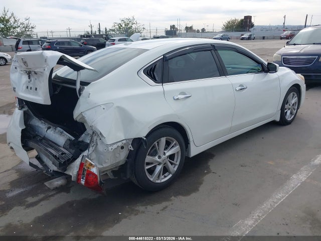 Nissan Altima 2.5 Sv 2015 1N4AL3AP8FC436147 Image 4