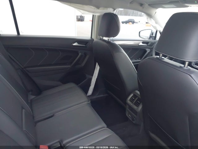 Продаж на аукціоні авто 2023 Volkswagen Tiguan 2.0t Se, vin: 3VVMB7AX2PM068258, номер лоту: 44618325