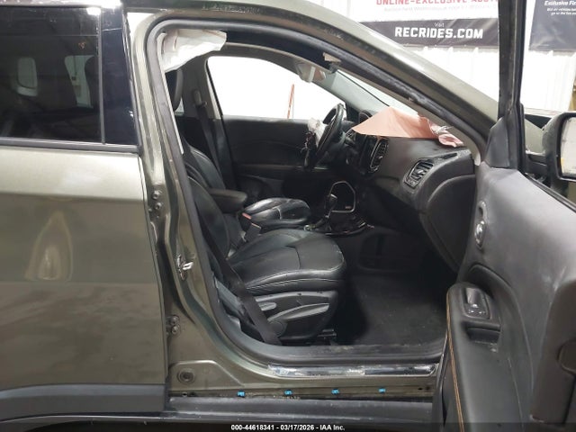 44618341 :رقم المزاد ، 3C4NJDCBXHT634308 vin ، 2017 Jeep New Compass Limited 4x4 مزاد بيع