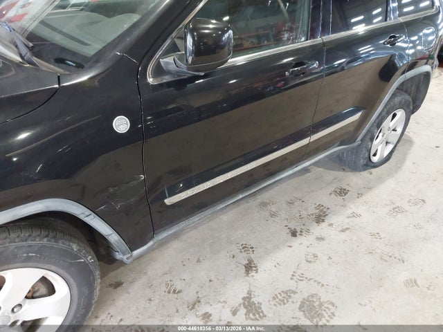 2011 JEEP GRAND CHEROKEE 1J4RR4GT4BC574441 Photo 5