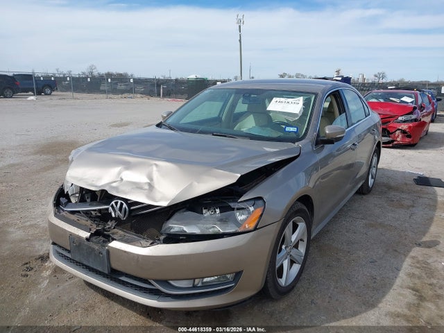 44618359 :رقم المزاد ، 1VWAS7A30FC118263 vin ، 2015 Volkswagen Passat 1.8t Limited Edition مزاد بيع