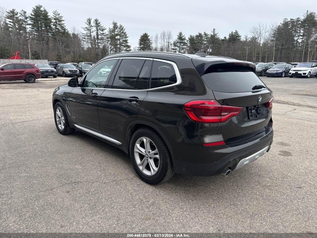 2018 BMW X3 5UXTR9C59JLC75432 Photo 2
