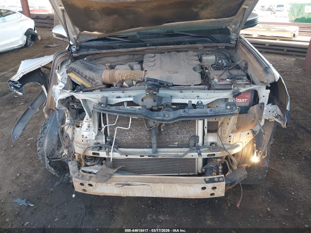 2016 TOYOTA 4RUNNER JTEBU5JR8G5312972 Photo 9