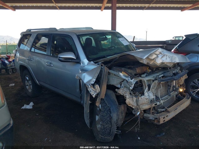 Toyota 4runner Sr5 Premium 2016 JTEBU5JR8G5312972 Image 14