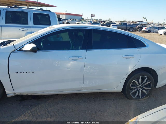 1G1ZG5ST4PF159143 Chevrolet Malibu Fwd Rs