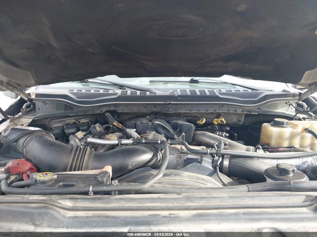 Ford F-550 Chassis Xl 2017 1FD0W5HT6HED87996 Image 10