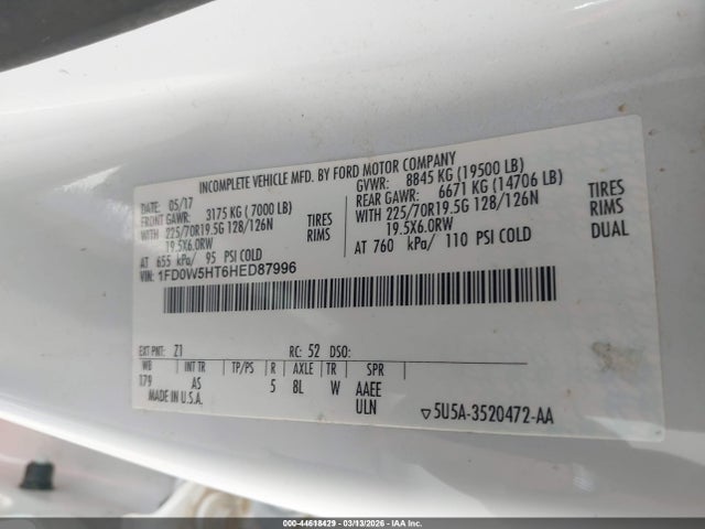Ford F-550 Chassis Xl 2017 1FD0W5HT6HED87996 Image 9