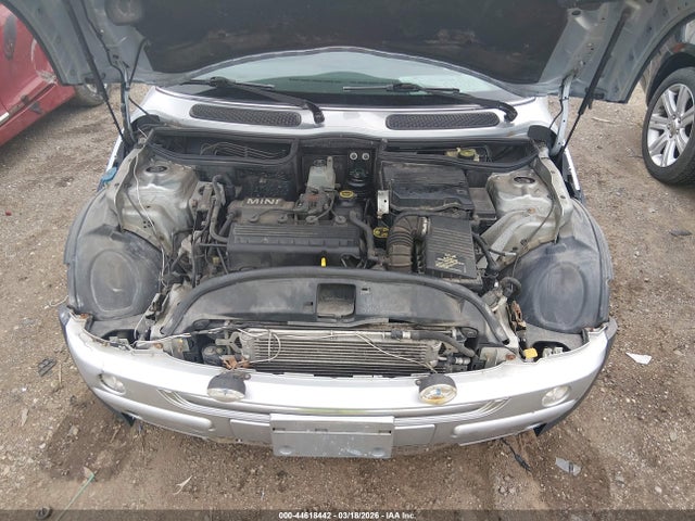 2003 MINI COOPER WMWRC33413TJ52383 Photo 9
