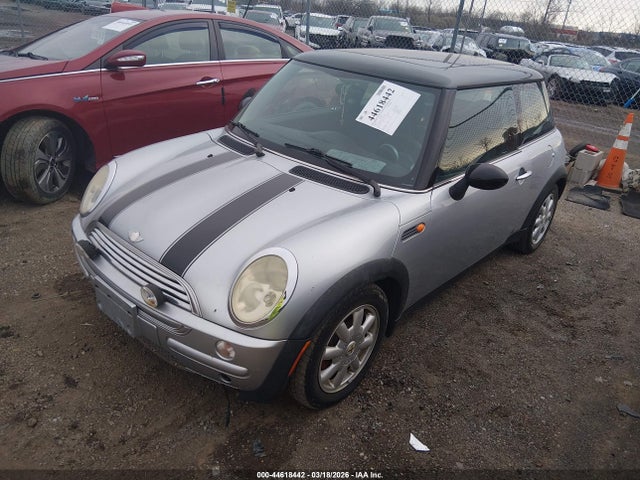 2003 MINI COOPER WMWRC33413TJ52383 Photo 1