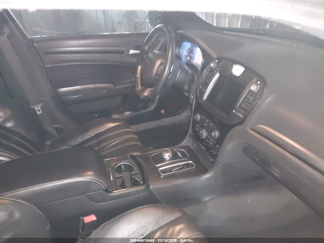 Продажа на аукционе авто 2015 Chrysler 300 S, vin: 2C3CCABG9FH859374, номер лота: 44618448