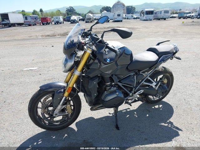WB10A1402GZ197382 BMW R1200 R