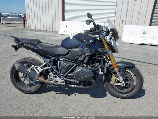 WB10A1402GZ197382 BMW R1200 R