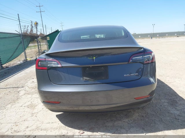 Продаж на аукціоні авто 2019 Tesla Model 3 Long Range/performance, vin: 5YJ3E1EB1KF231203, номер лоту: 44618507