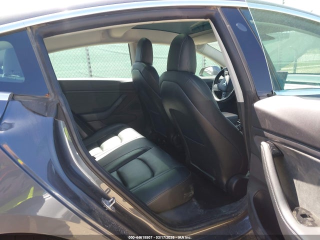 Продаж на аукціоні авто 2019 Tesla Model 3 Long Range/performance, vin: 5YJ3E1EB1KF231203, номер лоту: 44618507