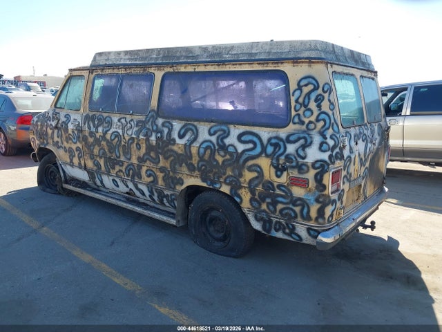 44618521 :رقم المزاد ، TGL2674528487 vin ، 1977 Gmc Van مزاد بيع