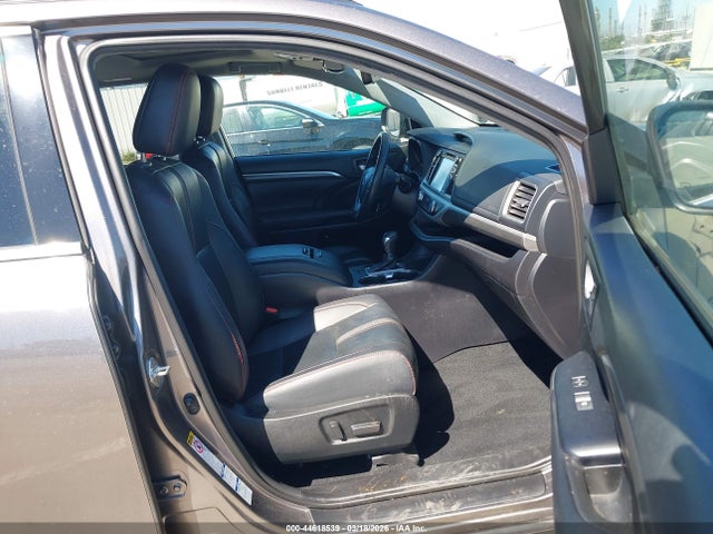 2019 TOYOTA HIGHLANDER 5TDJZRFH6KS603000 Photo 4
