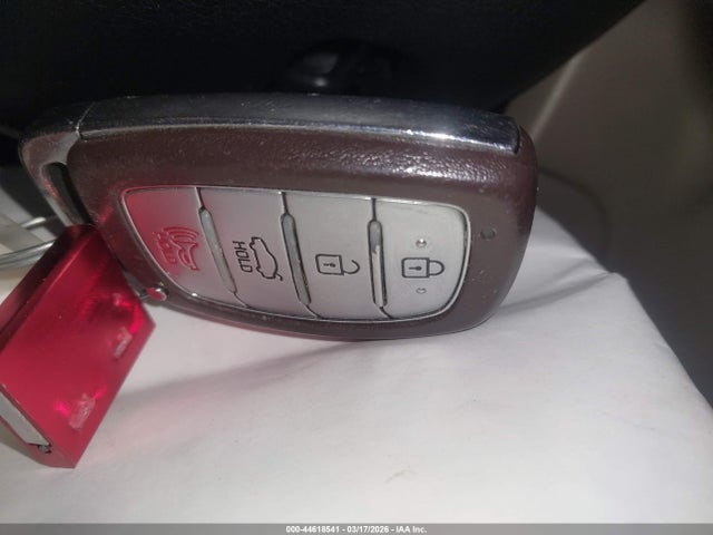 2017 HYUNDAI ELANTRA KMHD84LF0HU418107 Photo 10