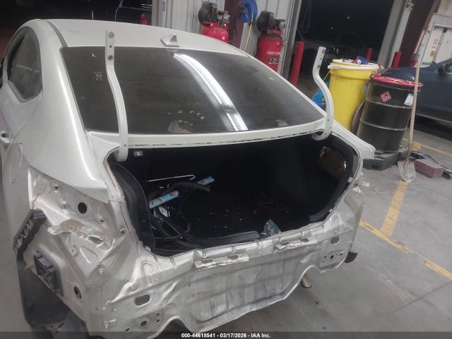 2017 HYUNDAI ELANTRA KMHD84LF0HU418107 Photo 5