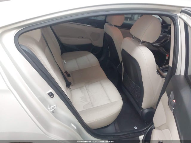 2017 HYUNDAI ELANTRA KMHD84LF0HU418107 Photo 7
