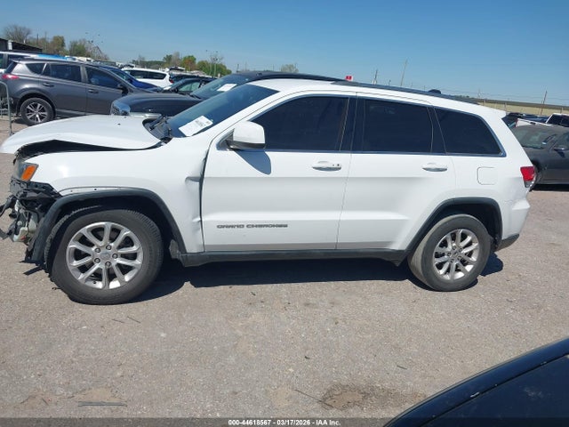 2015 Jeep Grand Cherokee Laredo მანქანა იყიდება აუქციონზე, vin: 1C4RJEAG3FC728349, აუქციონის ნომერი: 44618567
