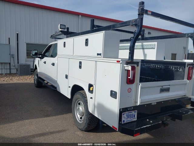 Ford F-350 Chassis Xl 2020 1FD8W3F68LEC55013 Image 3