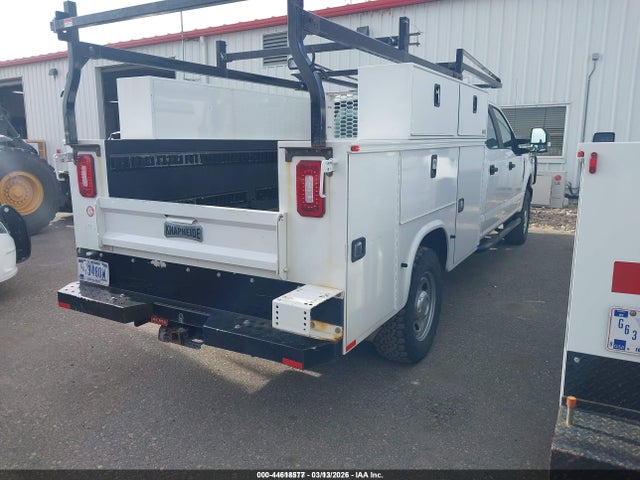 Ford F-350 Chassis Xl 2020 1FD8W3F68LEC55013 Image 4